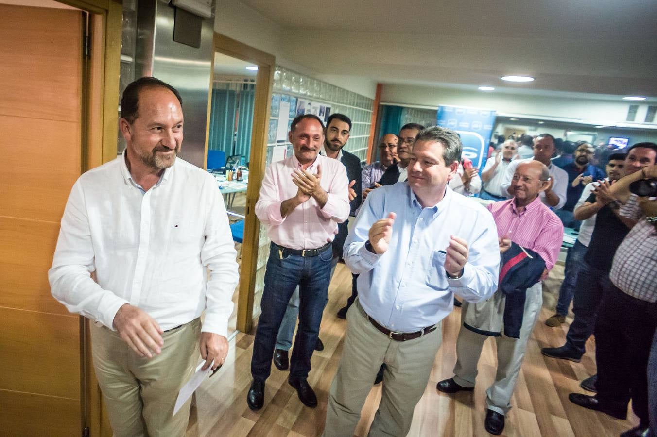 Noche electoral en la sede del PP de Orihuela