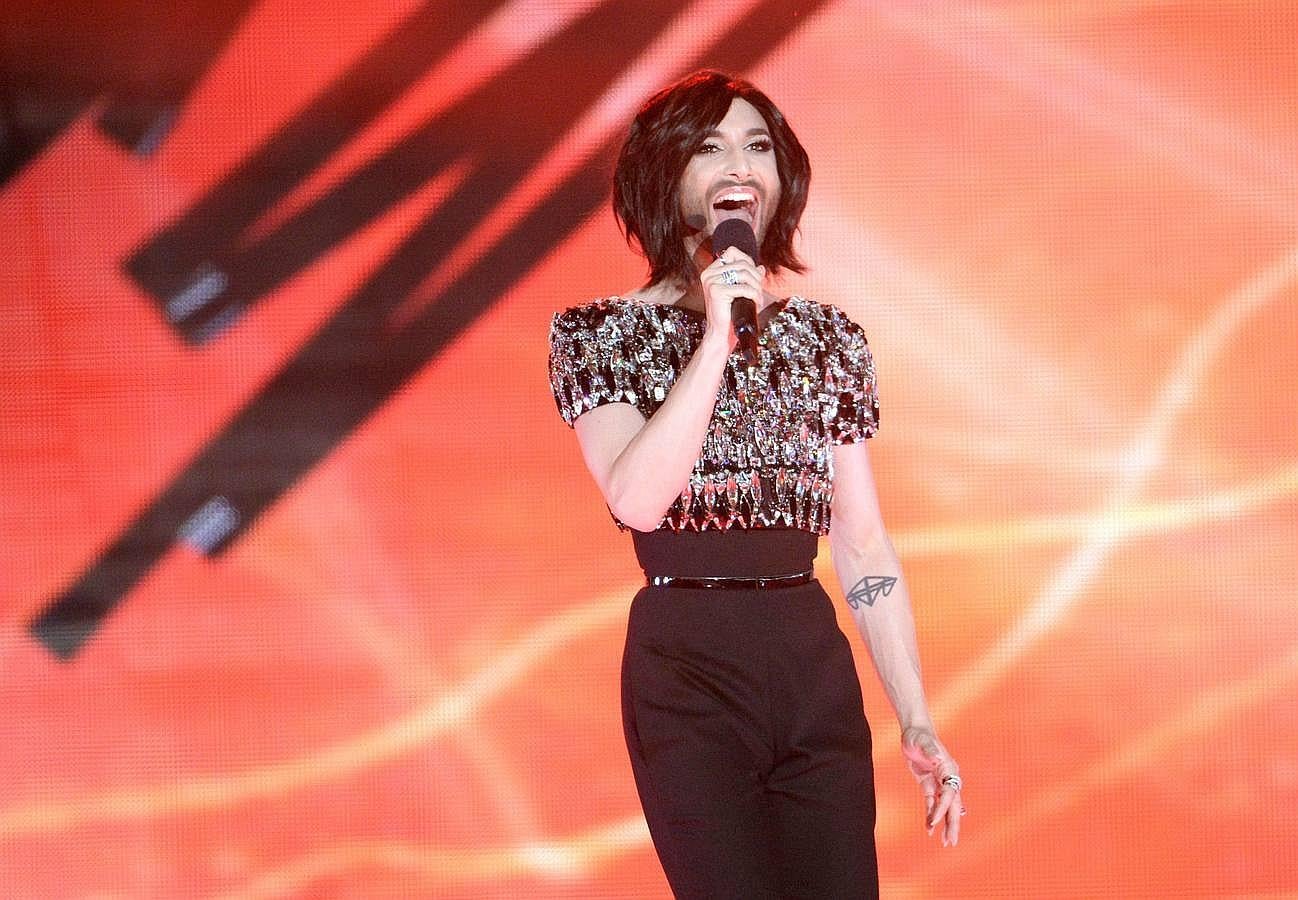 Conchita Wurst, desnuda en la ducha, incendia las redes sociales