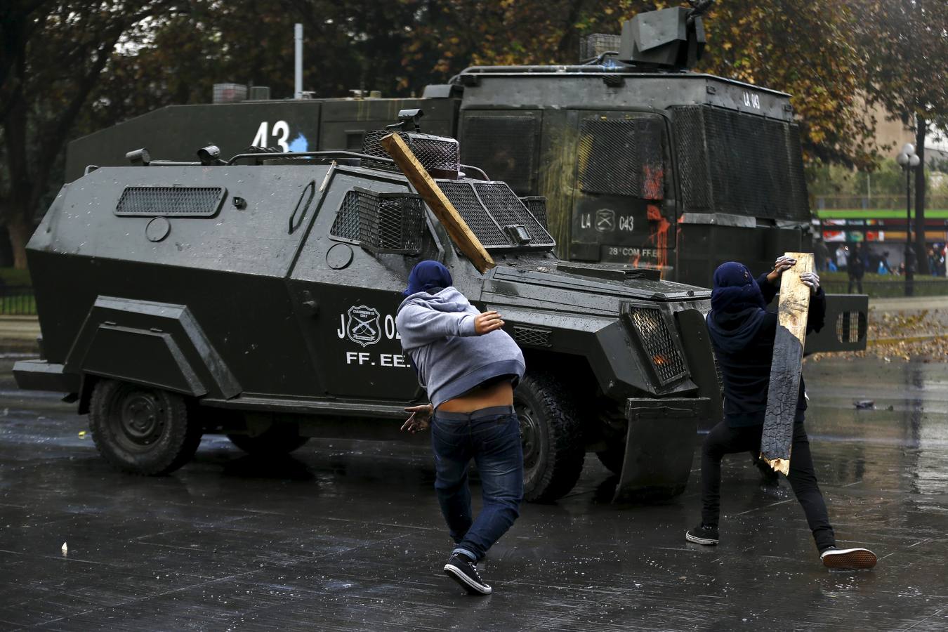 Estudiantes chilenos en pie de guerra