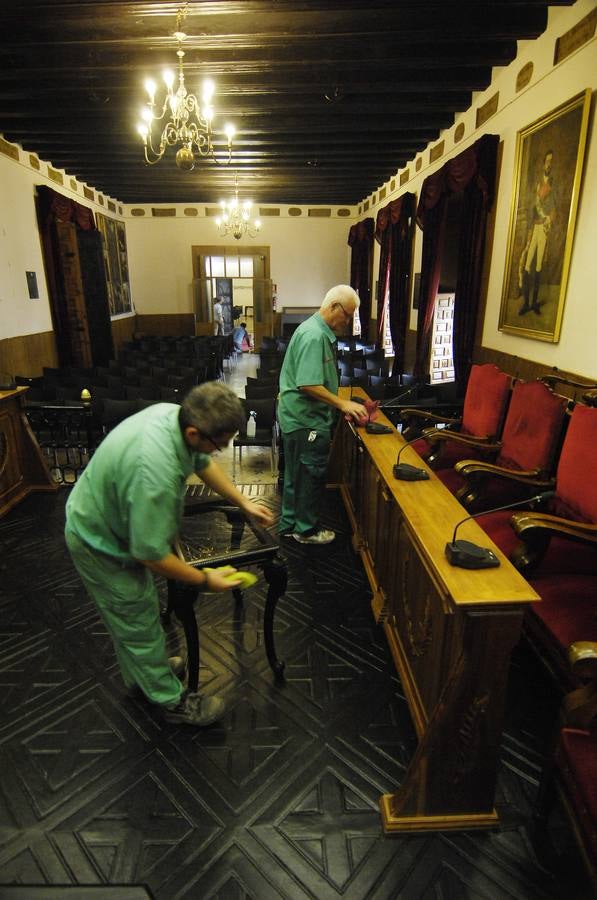 Todo preparado en el Ayuntamiento de Elche