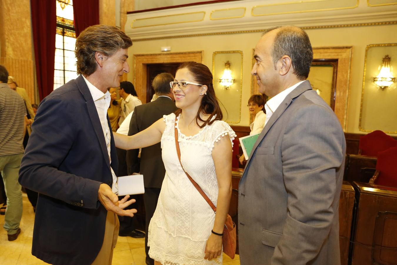 El Pleno de los abrazos