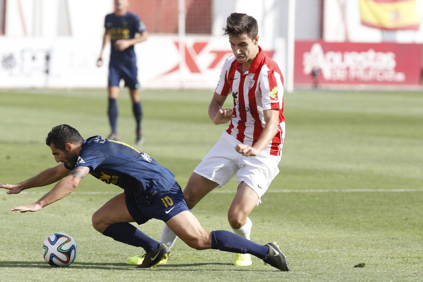 Las mejores imágenes del UCAM CF - Bilbao Athletic