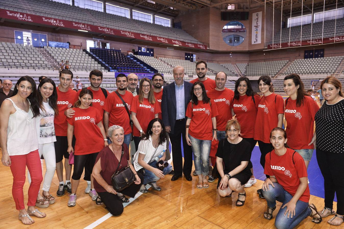 Assido homenajea a Vicente Del Bosque