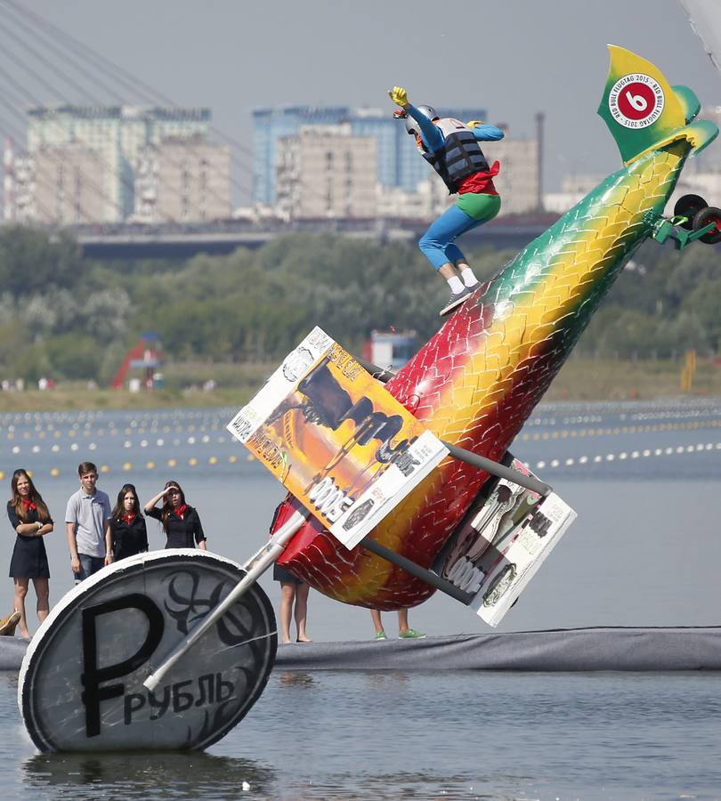 Los autos locos y tortazos de risa en Rusia