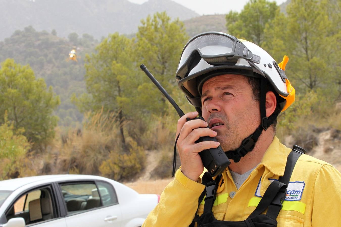 Trabajos de extinción del incendio de Cieza