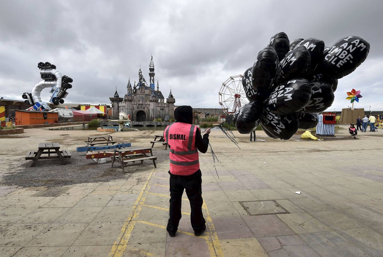 Banksy crea su propio parque de atracciones