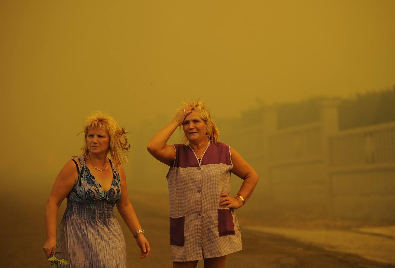 Un devastador incendio sacude Orense