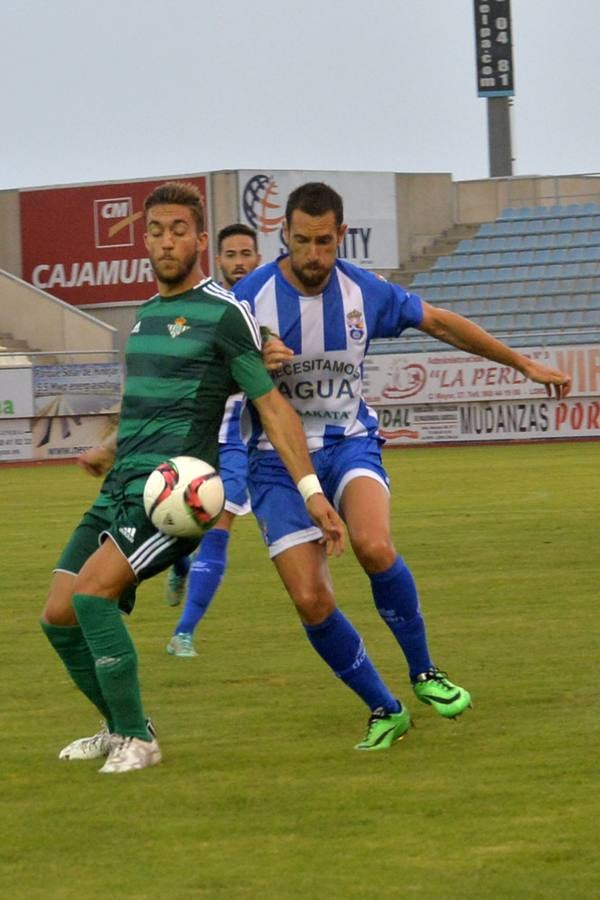 Las mejores imágenes del choque entre La Hoya Lorca y Betis B