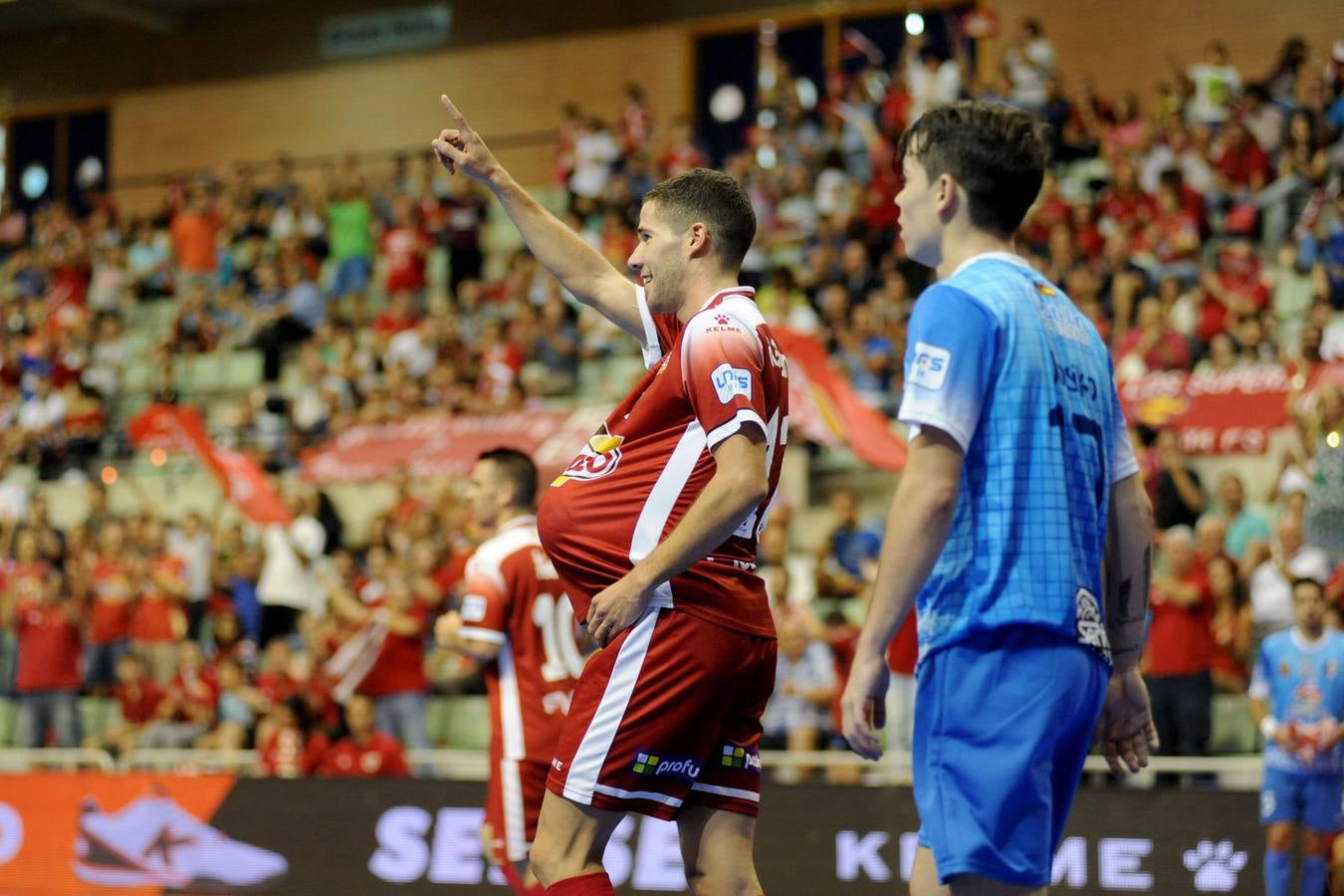 Las mejores imágenes del choque entre ElPozo Murcia y el Peñíscola