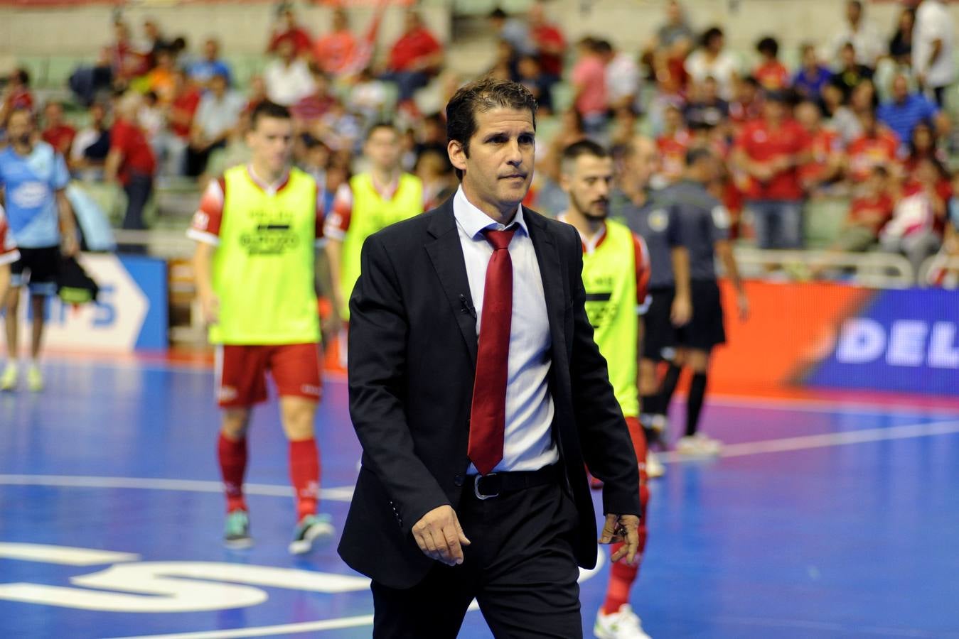 Las mejores imágenes del choque entre ElPozo Murcia y el Peñíscola