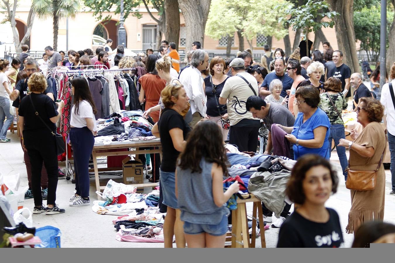 Nueva vida para los trastos de los vecinos de Vistabella
