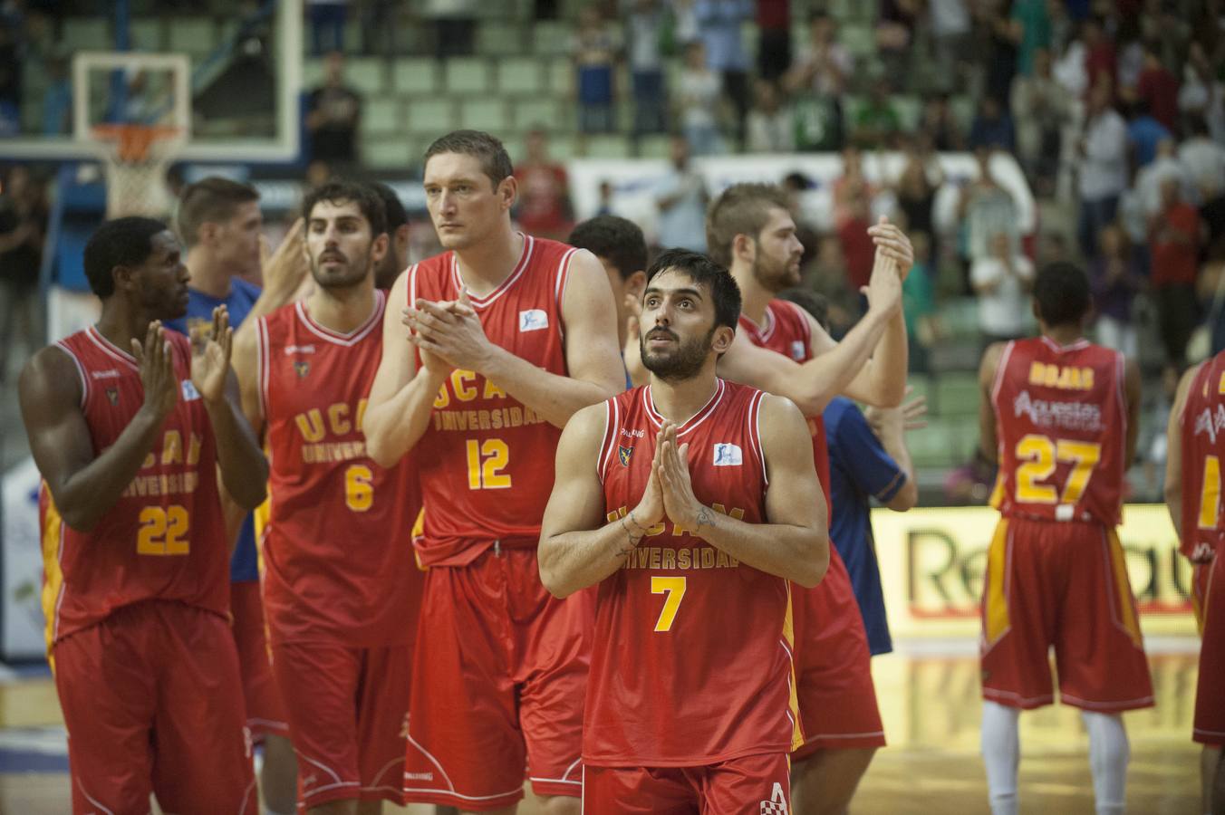 Los árbitros deciden el triunfo a favor de Unicaja (58-60)