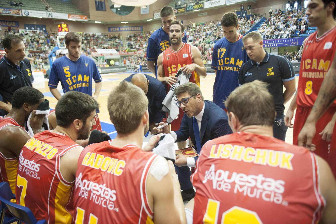 Los árbitros deciden el triunfo a favor de Unicaja (58-60)