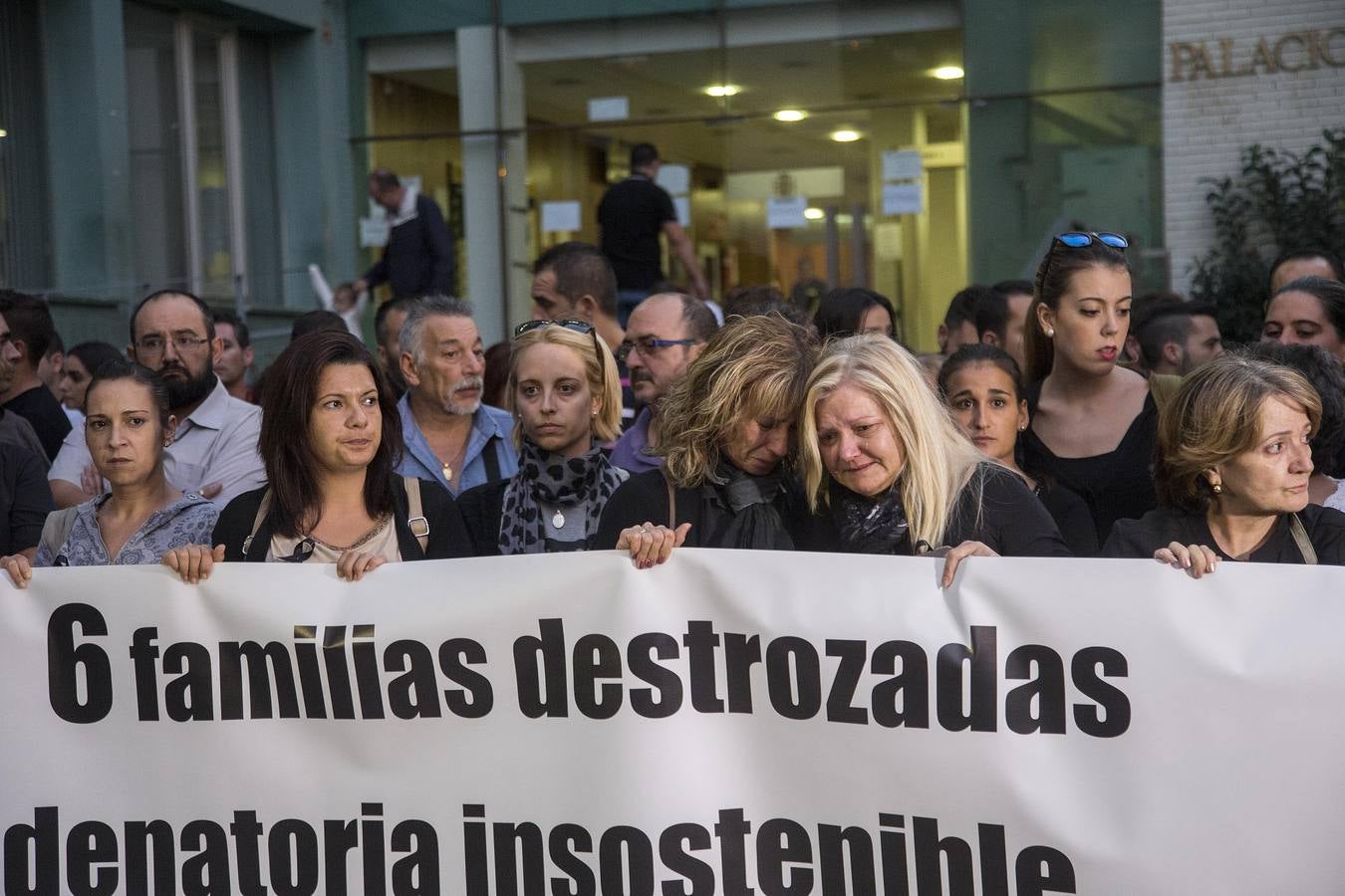 Concentración en Cartagena por la muerte de Gregorio Javier