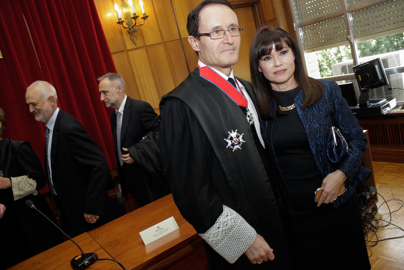 José Luis Díaz Manzanera recibe la Cruz de la Orden de San Raimundo de Peñafort