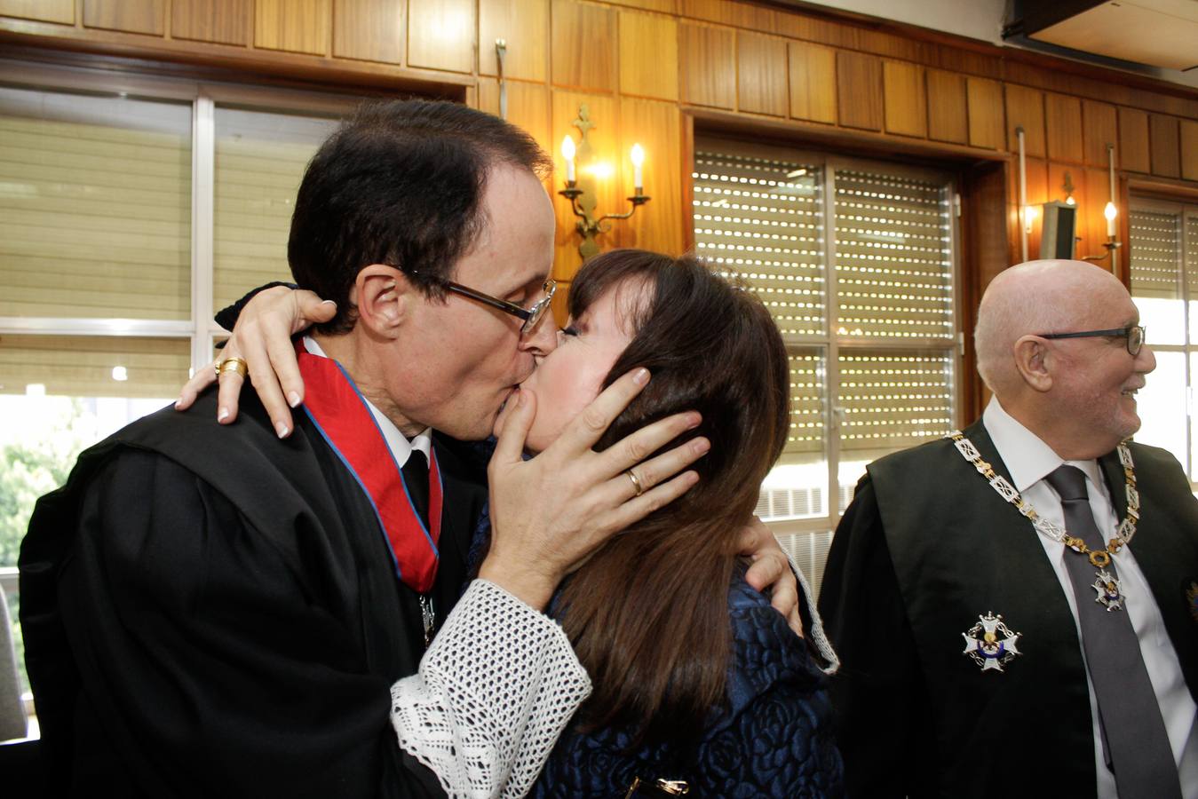 José Luis Díaz Manzanera recibe la Cruz de la Orden de San Raimundo de Peñafort