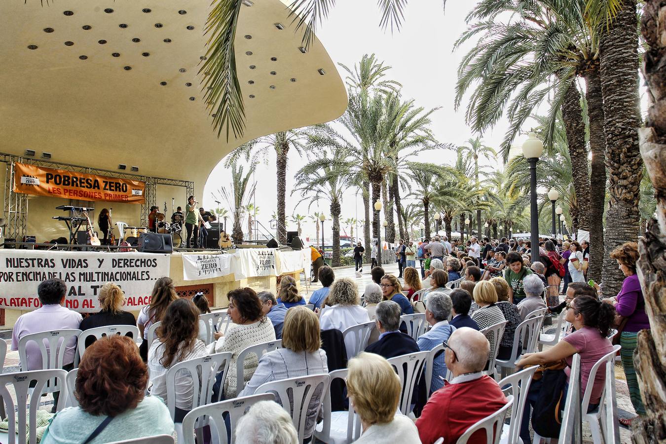 Música y cartelería contra la pobreza