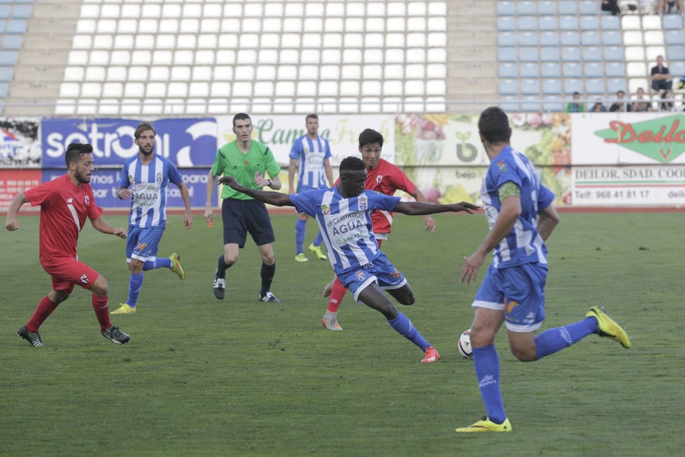 El fútbol no fue justo con La Hoya (0-0)