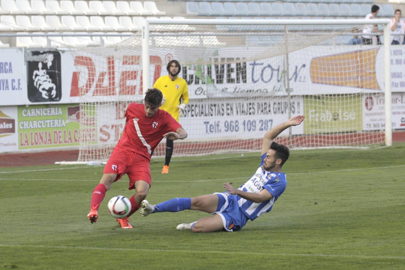 El fútbol no fue justo con La Hoya (0-0)