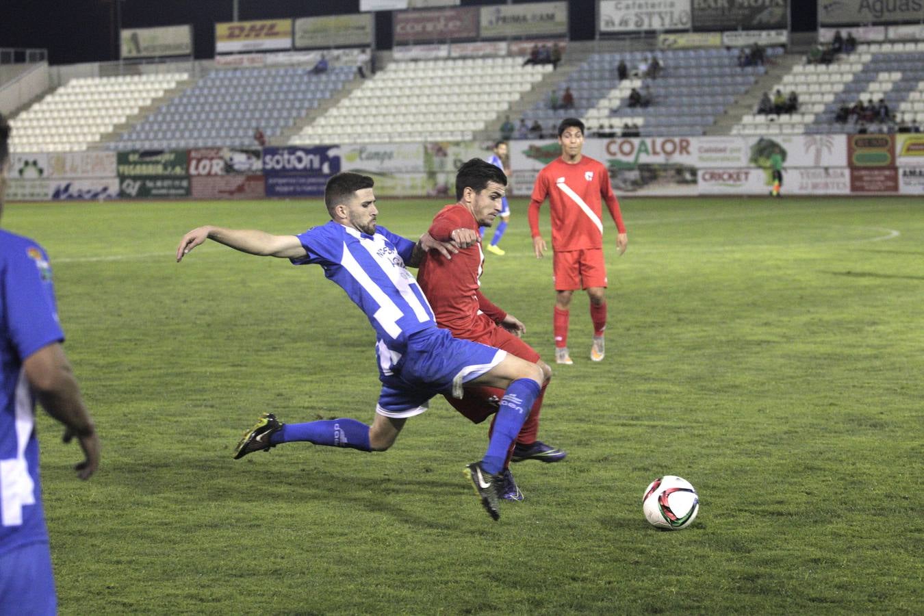 El fútbol no fue justo con La Hoya (0-0)