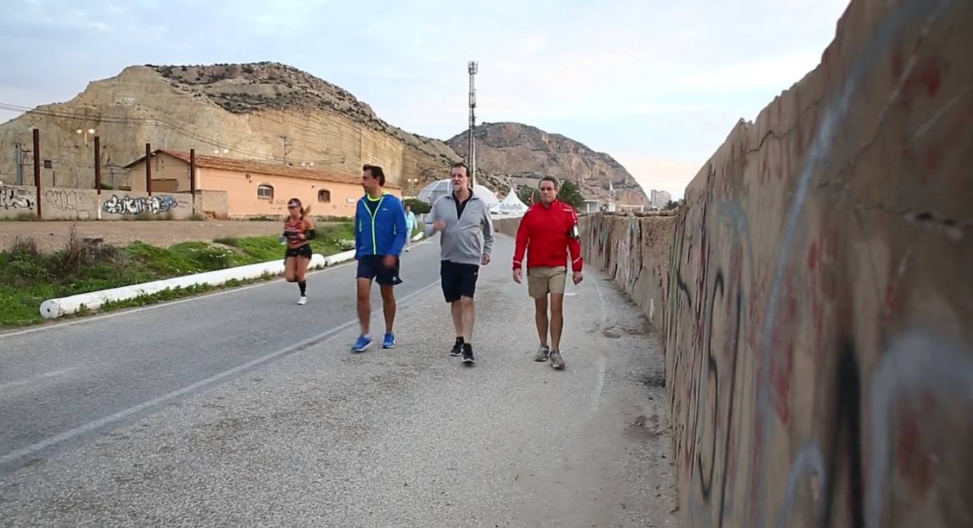 Rajoy entrena en Alicante y se reúne con los regantes de la provincia