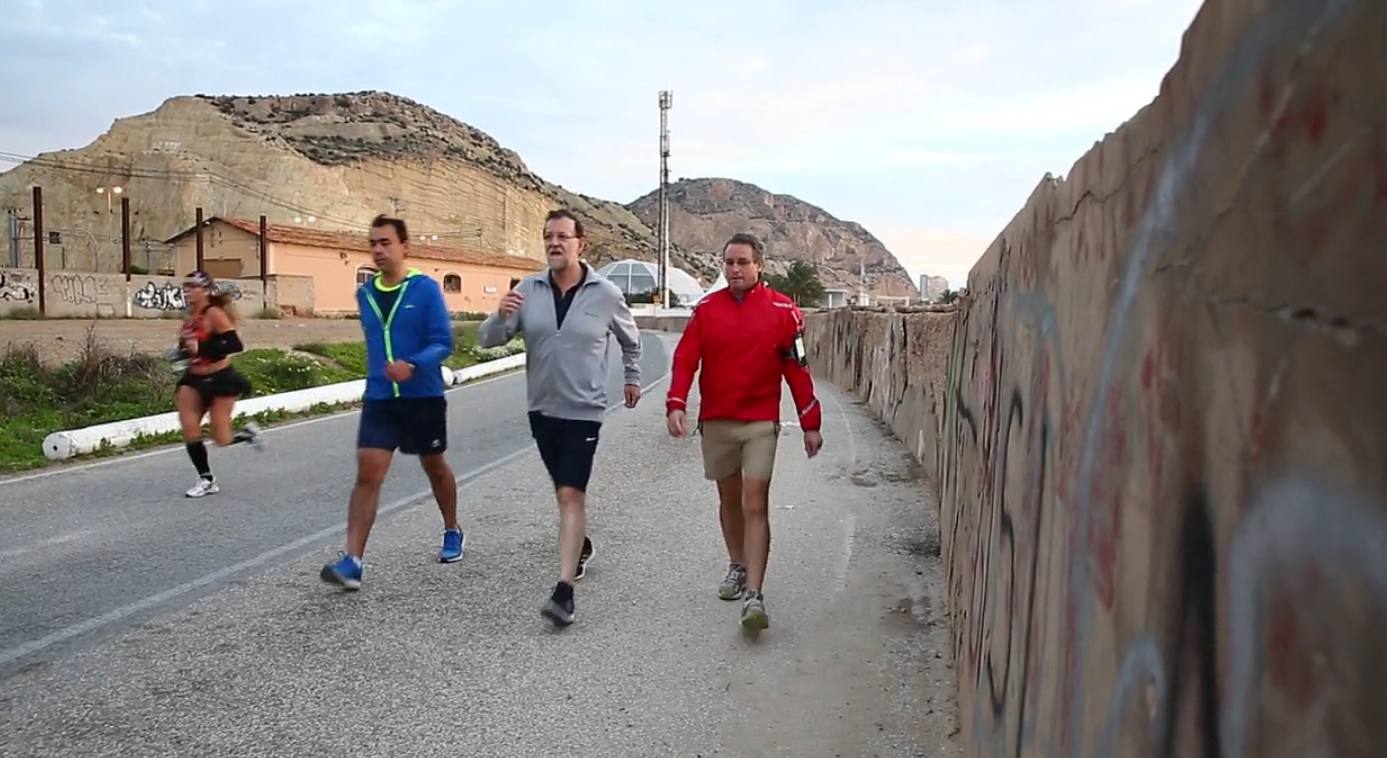 Rajoy entrena en Alicante y se reúne con los regantes de la provincia