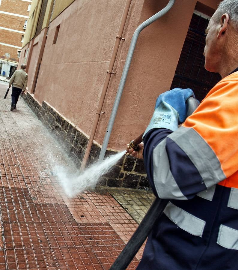 Limpieza en en barrio Gran Vía Sur