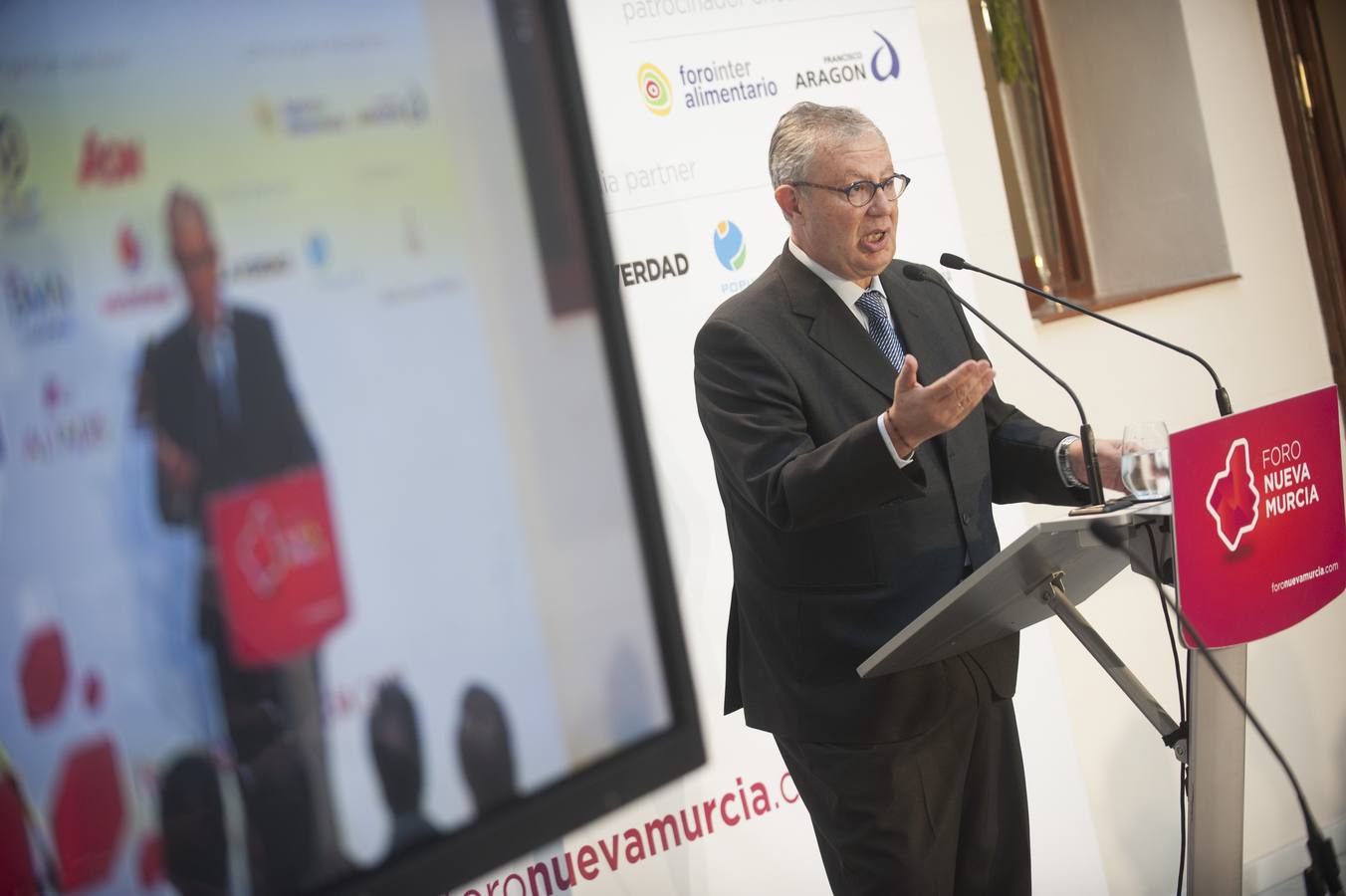 El presidente de Vodafone España, Francisco Román, en el Foro Nueva Murcia