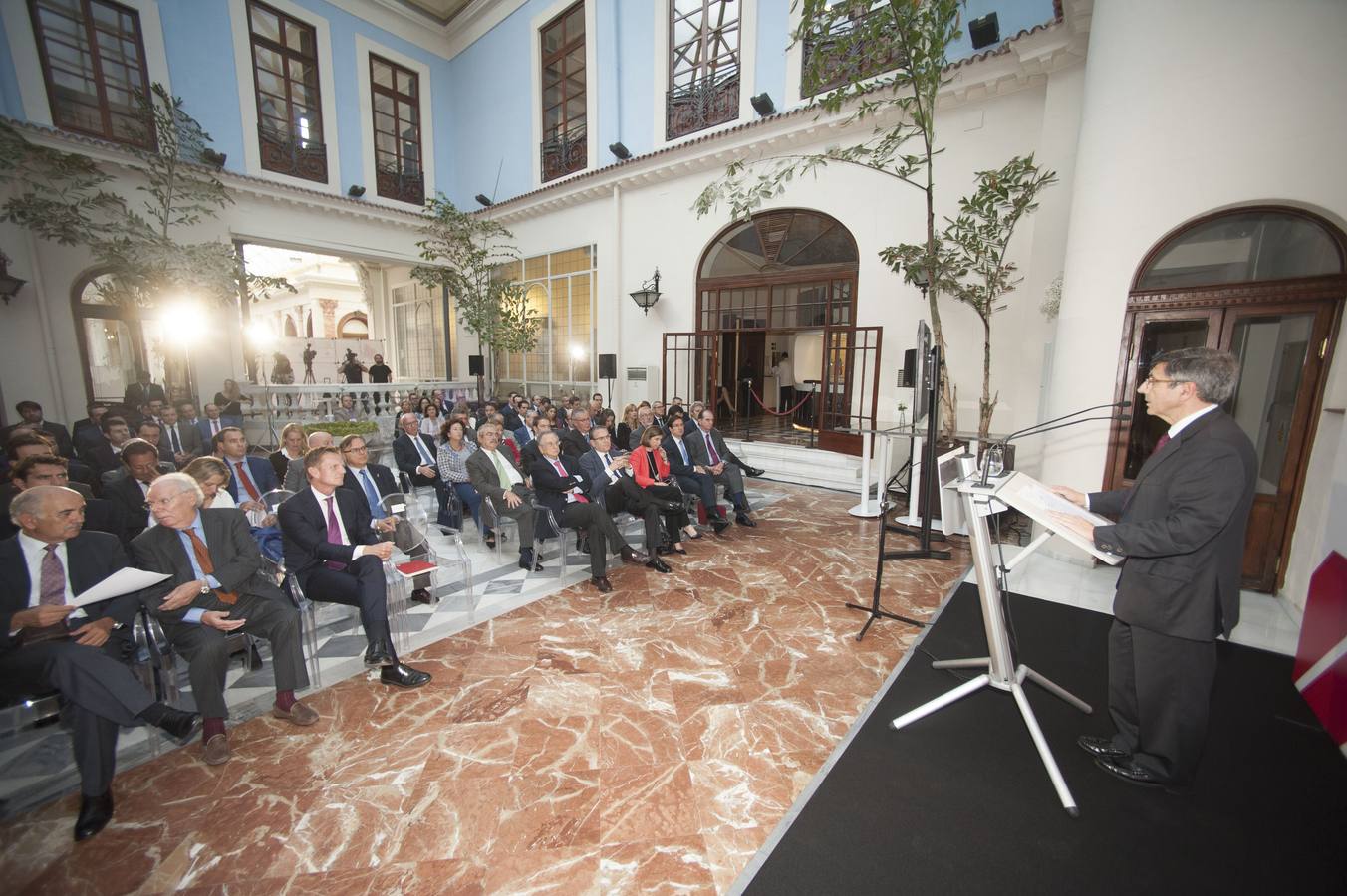 El presidente de Vodafone España, Francisco Román, en el Foro Nueva Murcia