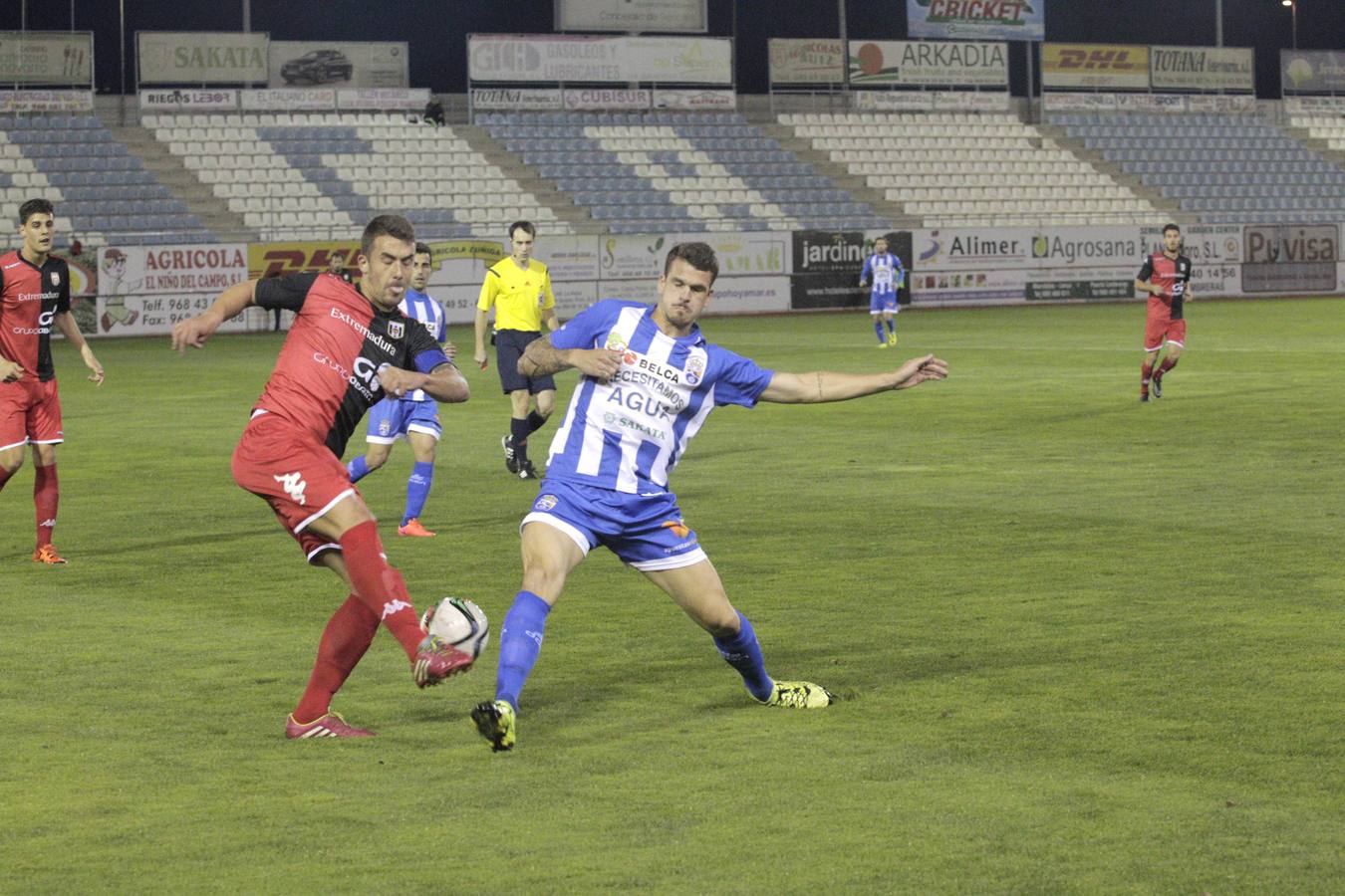 Imágenes del partido La Hoya Lorca-Mérida