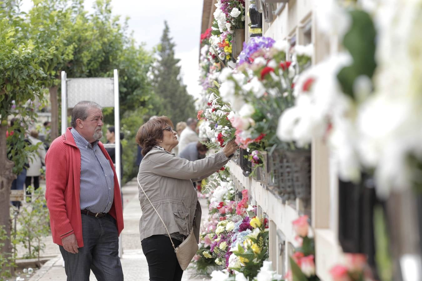 La Región recuerda a sus difuntos