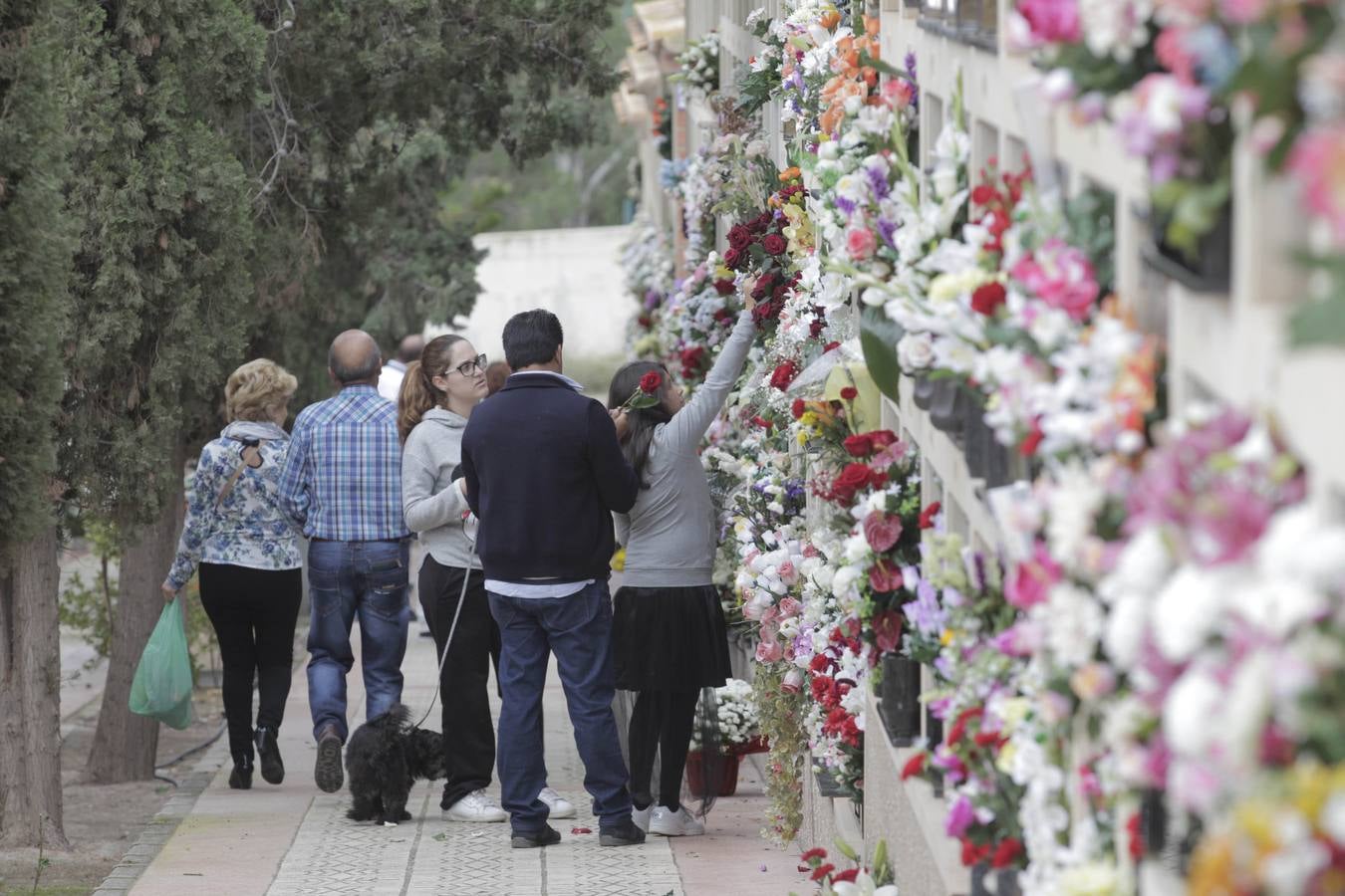 La Región recuerda a sus difuntos