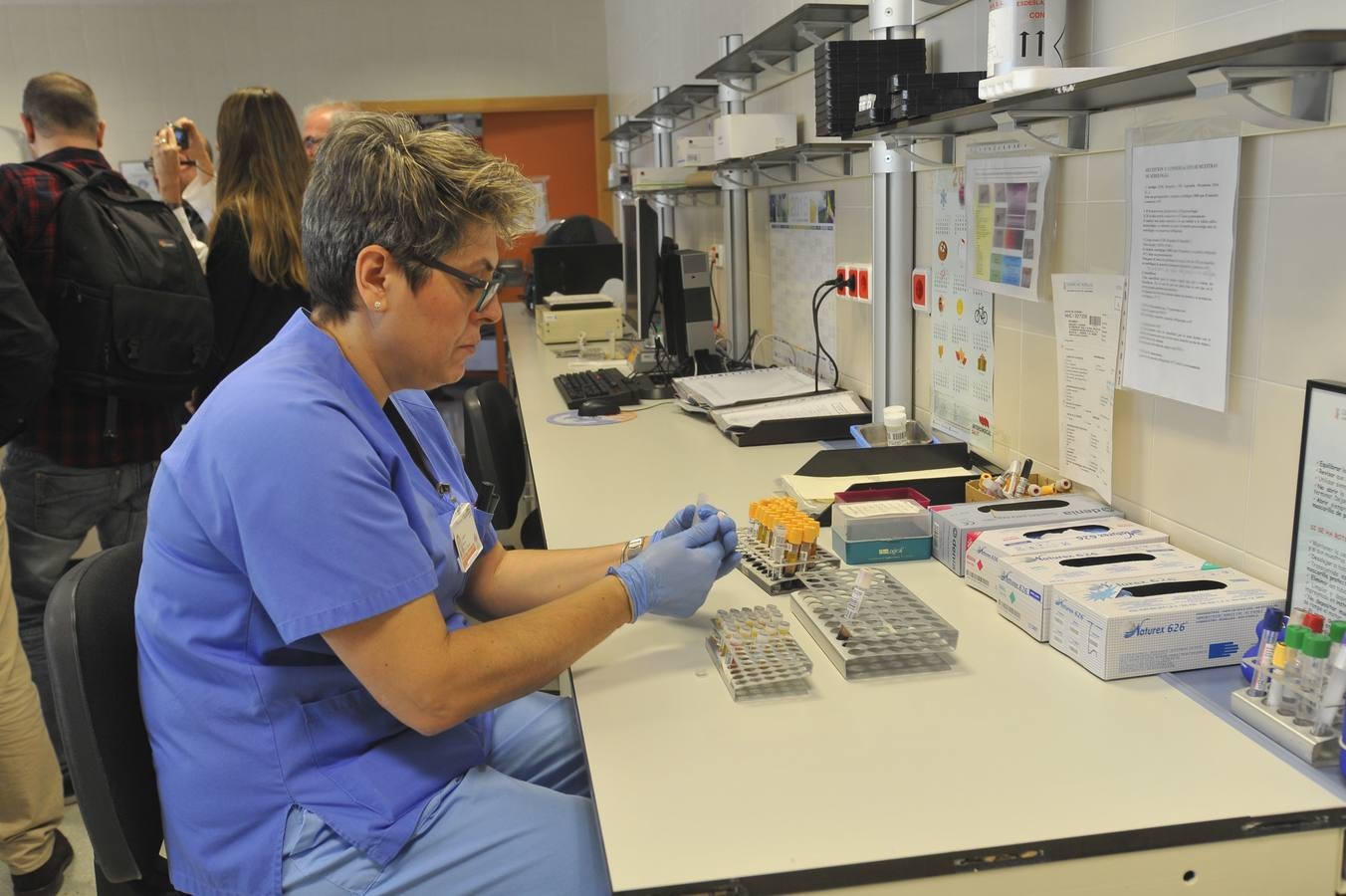 Carmen Montón visita el Hospital General de Elche