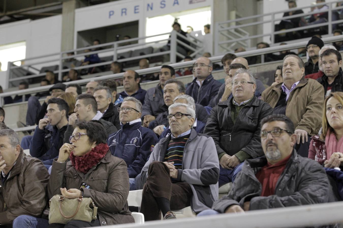 La Hoya no levanta el pie ante el Recre (2-1)