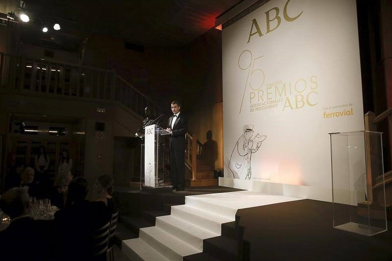 El Rey Felipe VI durante su intervención en la entrega de los Premios Internacionales de Periodismo del diario ABC.