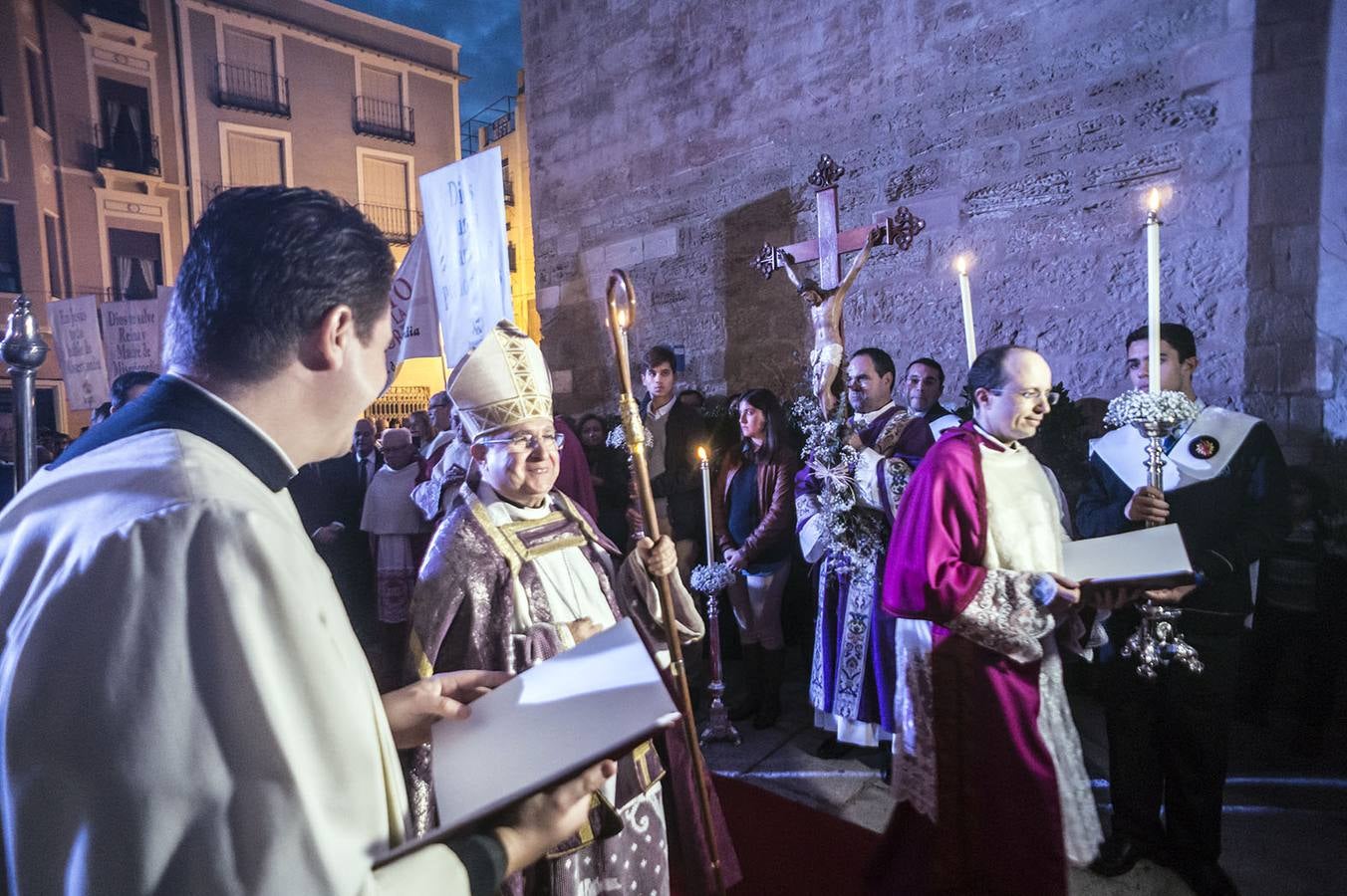 El Obispo inicia el Año Jubilar de la Catedral con la apertura de las puertas