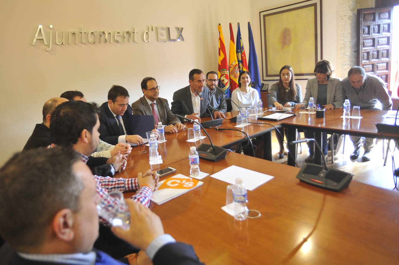 Reunión del conseller de Hacienda, Vicent Soler, con el Consejo Social y Económico de Elche