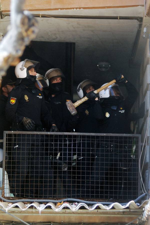 7 DE FEBRERO. Desmantelan un garito de venta de droga en el barrio de La Paz, en Murcia.