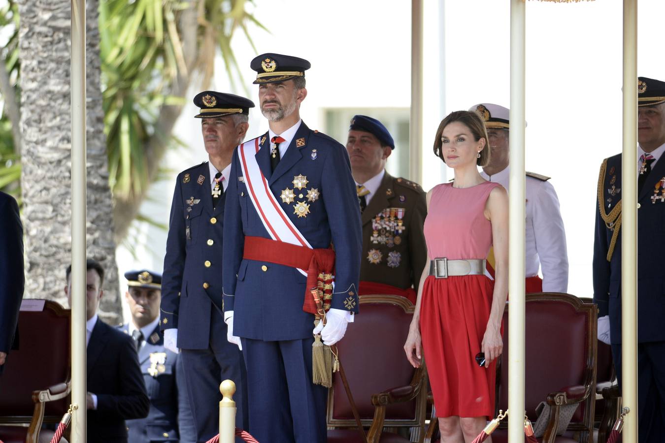 15 DE JULIO. Los 99 alumnos de la 66 promoción del Ejército del Aire recogen sus reales despachos de tenientes en el acto presidido por Don Felipe y Doña Letizia, que asisten por primera vez a la base de Santiago de la Ribera en calidad de Reyes