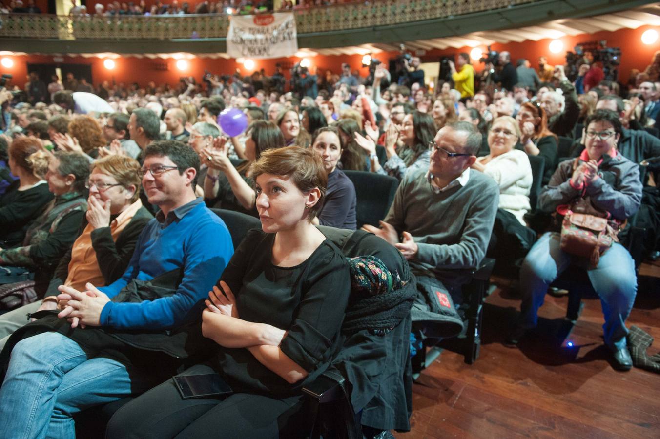 El Teatro Circo, abarrotado para ver a Pablo Iglesias