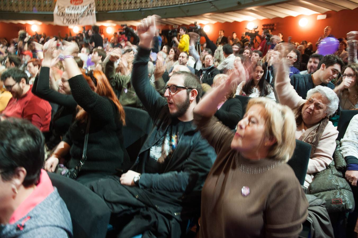 El Teatro Circo, abarrotado para ver a Pablo Iglesias