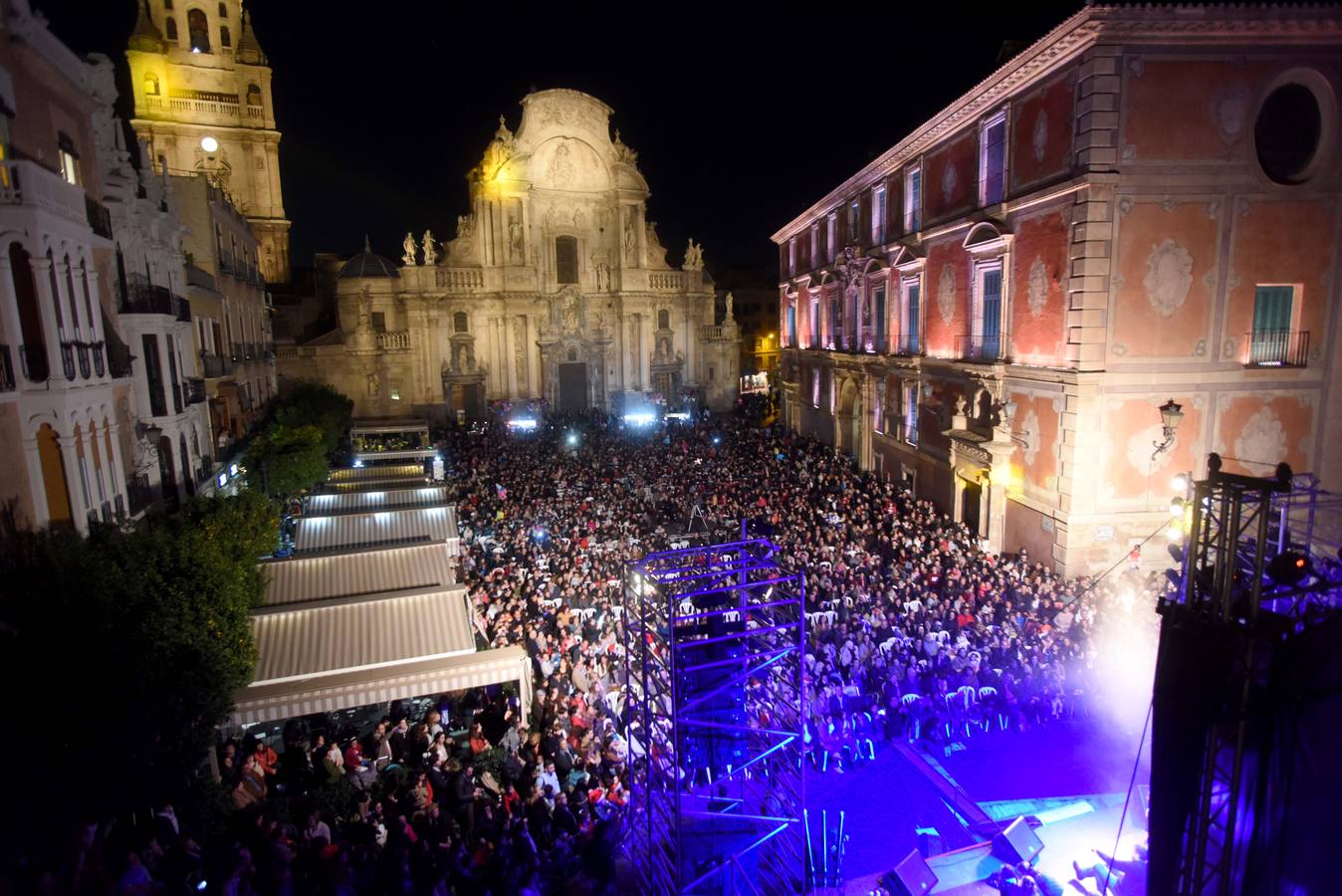 Murcia recibe a Papá Noel