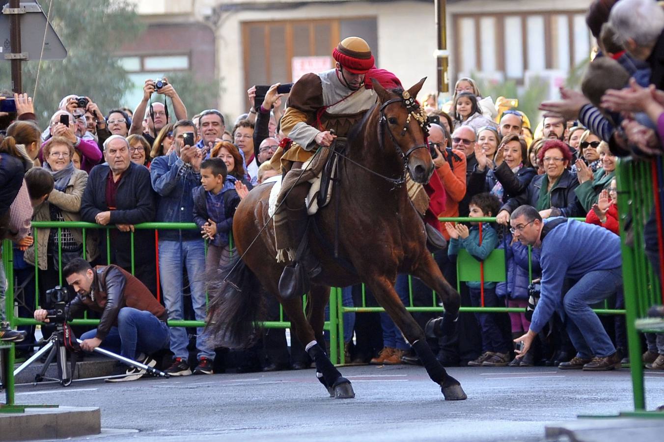 Carrera de Cantó para anunciar la Venida de la Virgen