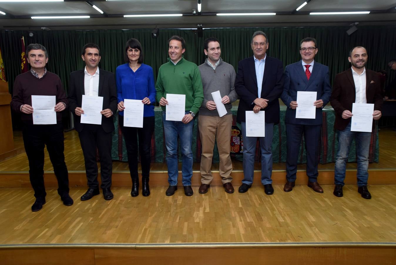 Entrega de credenciales a los diputados y senadores electos en Murcia