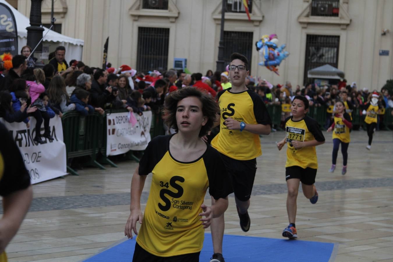 Alevines e infantiles a la carrera en Cartagena