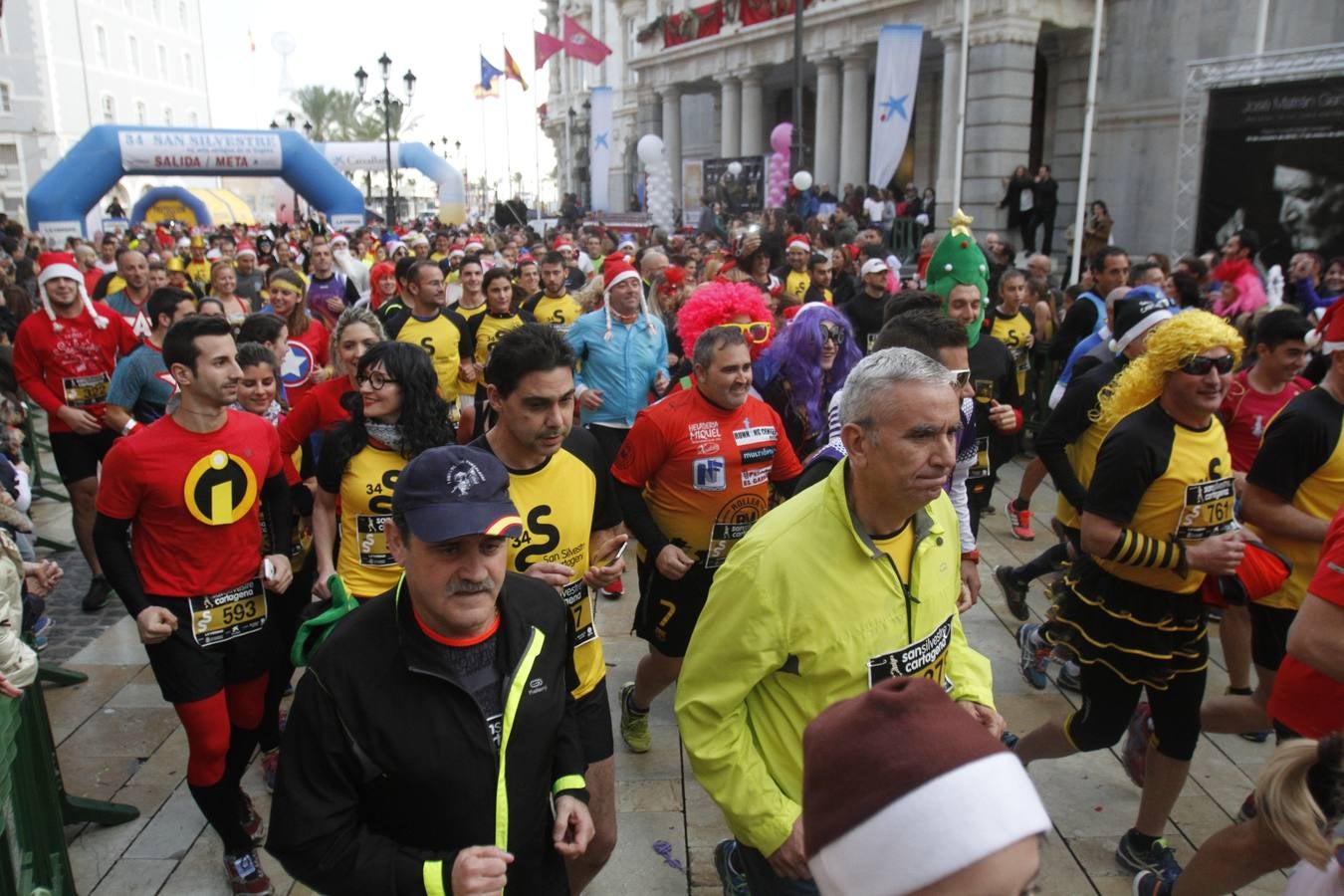 Primeros metros de la San Silvestre de Cartagena 2015