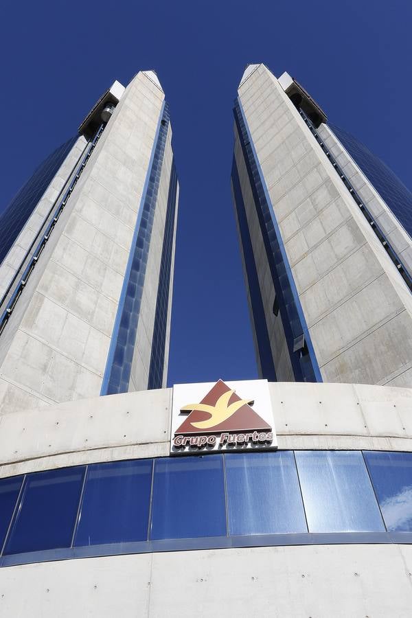 Las &#039;Torres Gemelas&#039; de Murcia cambian de imagen