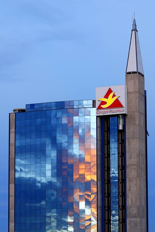 Las &#039;Torres Gemelas&#039; de Murcia cambian de imagen