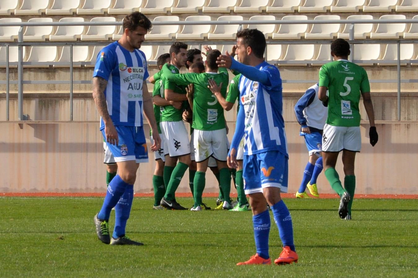 Batacazo de La Hoya ante el Villanovense (0-5)