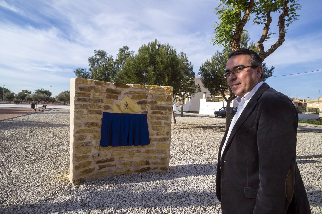 El PP acondiciona una zona verde con pista deportiva en la zona residencial de Redován